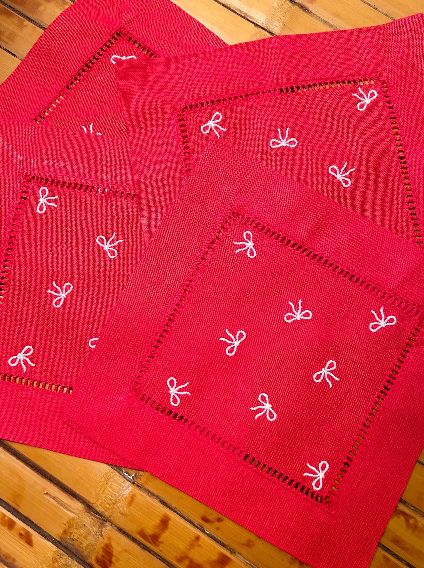 Bows Cocktail Napkins